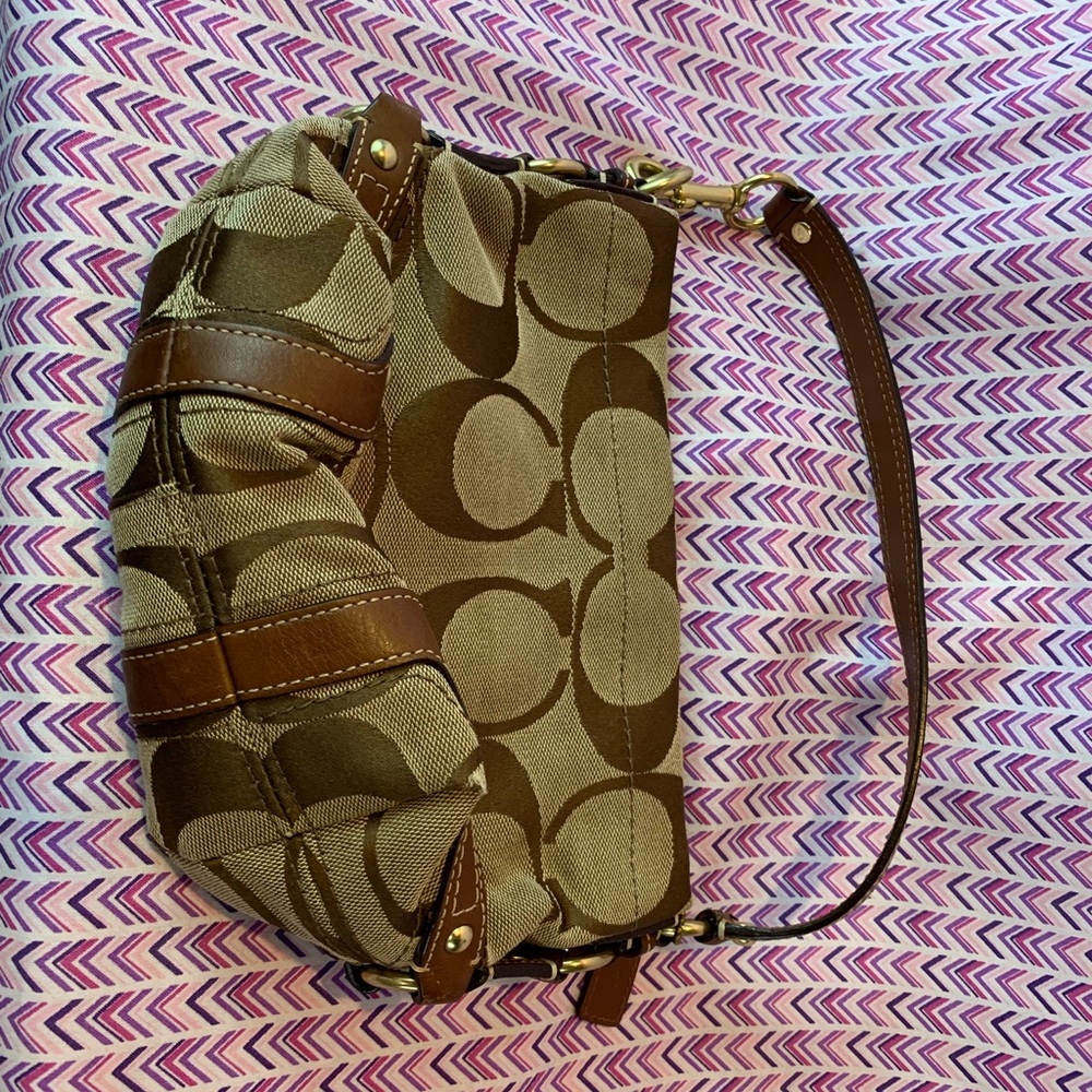 Classic Coach Purse